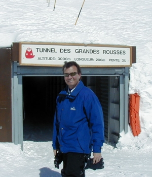 The entrance to Le Tunnel